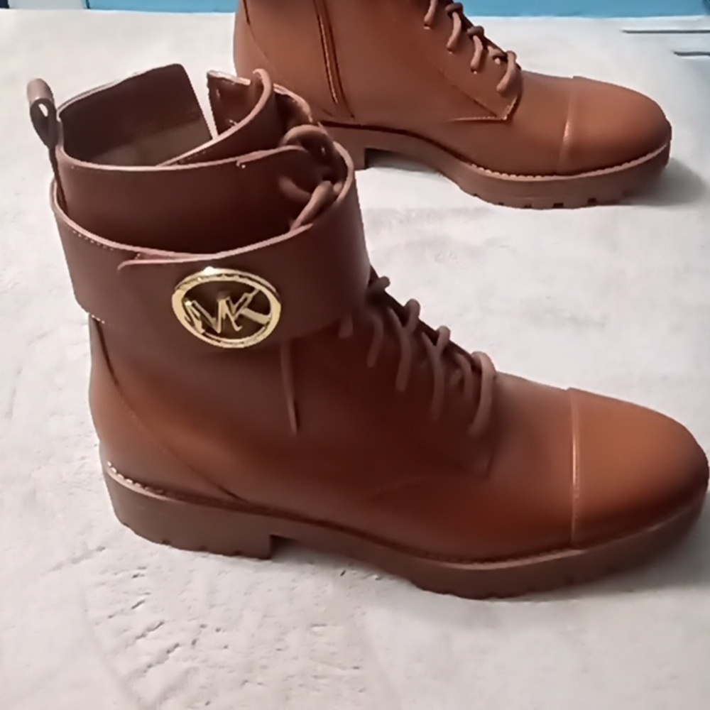 Mk boots - Picture 2 of 4